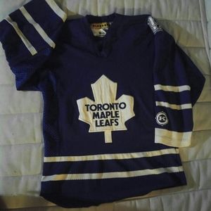 Toronto maple leaf jersey